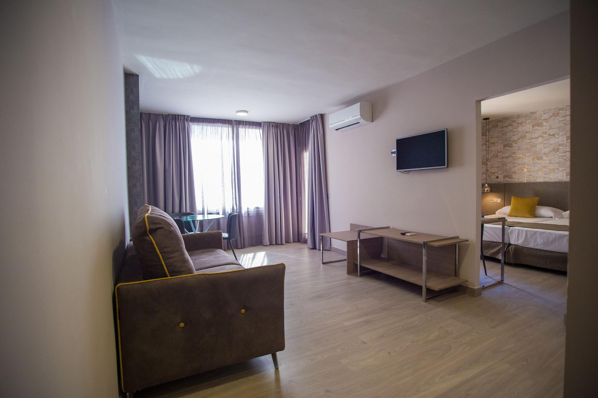 Aparthotel Ona